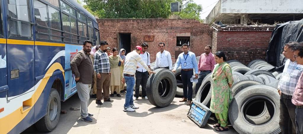 Health Department celebrated Fry DayDry Day at Punjab Roadways Workshop and Office